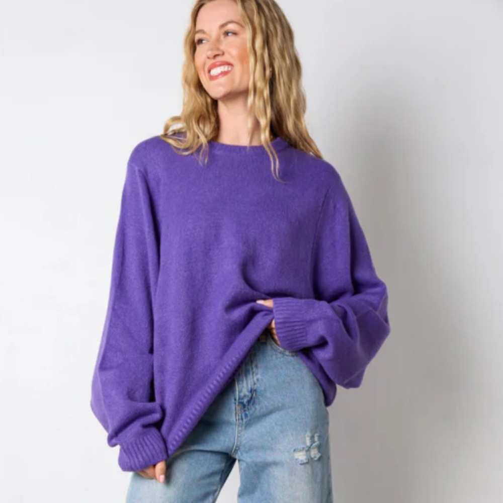 Vestique Oversized Sweater